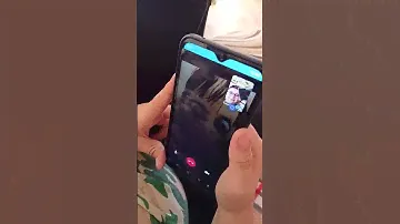 нам звонит Момо